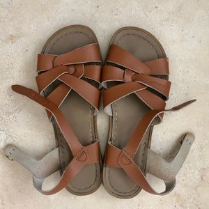 Salt Water Sandals size 7 (fits like a 9) Tan